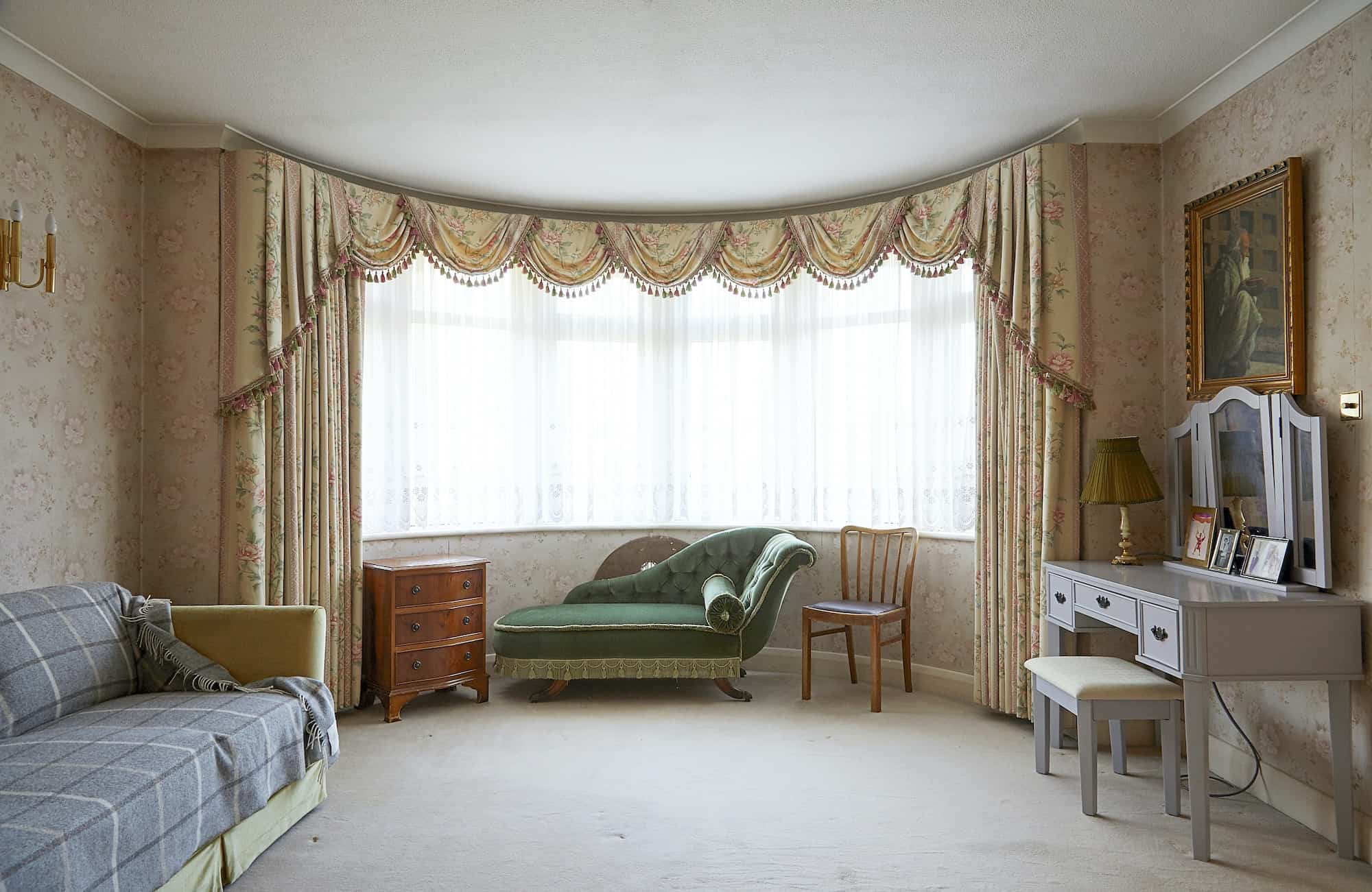 Lillian N3 - Blog post - Unusual Locations - 1930s bedroom with drapes and bay window - The Location Guys
