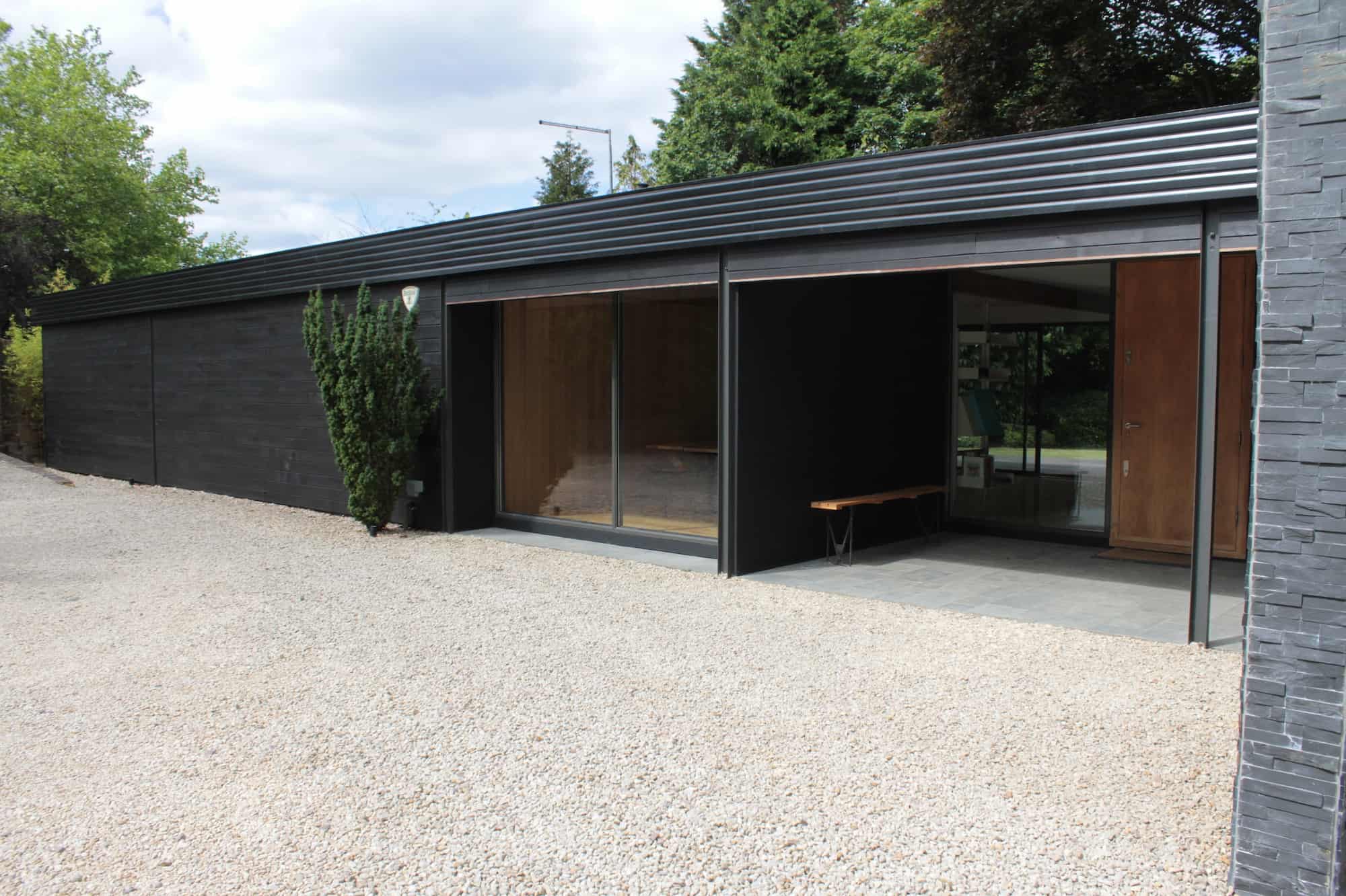 Dower SL2 - A contemporary single storey property with large expanses of glass - The Location Guys