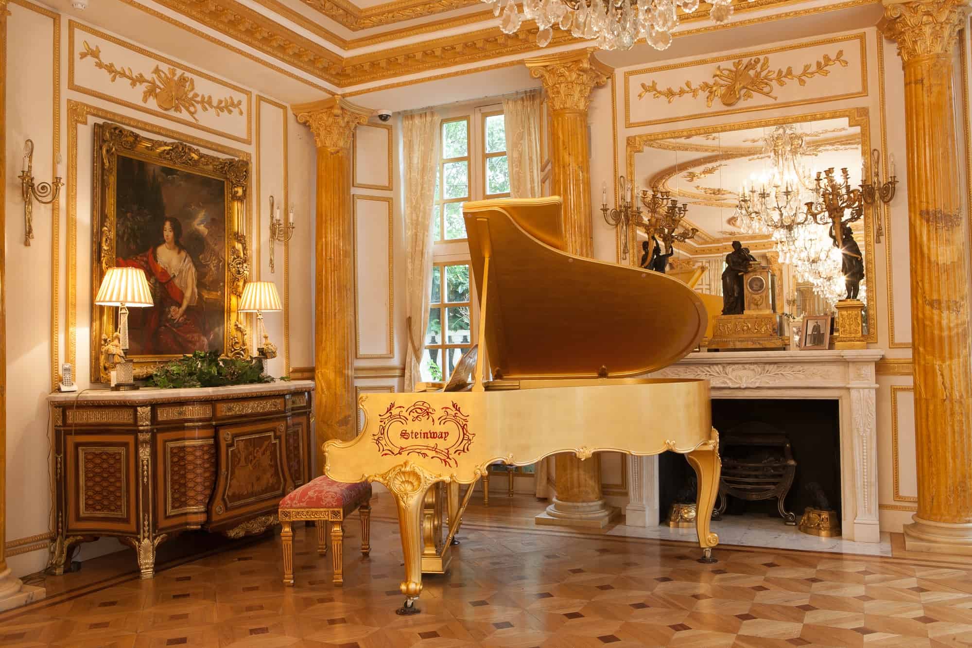 White House W5 - A baroque style palatial property in Ealing, London, available to hire for photography shoots - The Location Guys